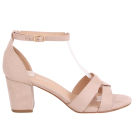 Lavhælede beige sandaler A3082 Beige