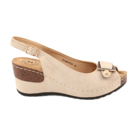 Komfortable kile sandaler Evento 8SD98-6230 beige