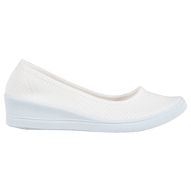 SHELOVET Hvide Casual Ballerinas