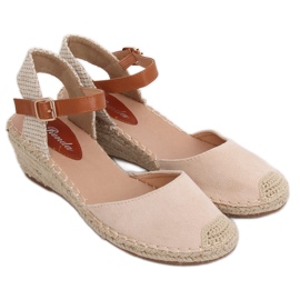 Espadriller på en beige kile S-820 Beige II Kvalitet