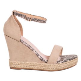 Goodin Sandaler i ruskind beige