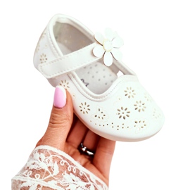 Apawwa Børns ballerinaer på velcro Kwiatuszek White Flored hvid