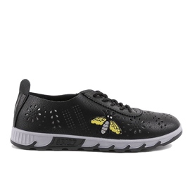 Sorte åbent sneakers med et aftryk af JH81171-3