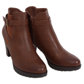 Brune F-33 Camel højhælede støvler