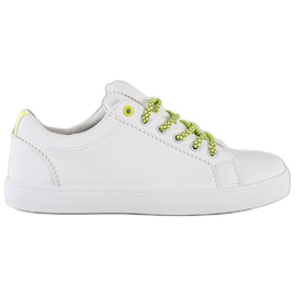 SHELOVET Sneakers med dekorative snørebånd hvid