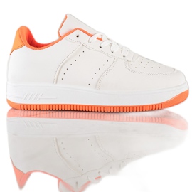 SHELOVET Sneakers på platformen hvid