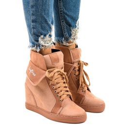 Lyserøde sneakers med snørebånd B12-22