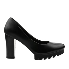 Sorte pumps på Silverbee -stolpen