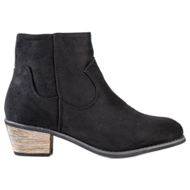 Best Shoes Støvler på et lavt indlæg sort