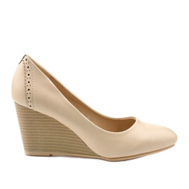 Beige pumper på Affore -kilen