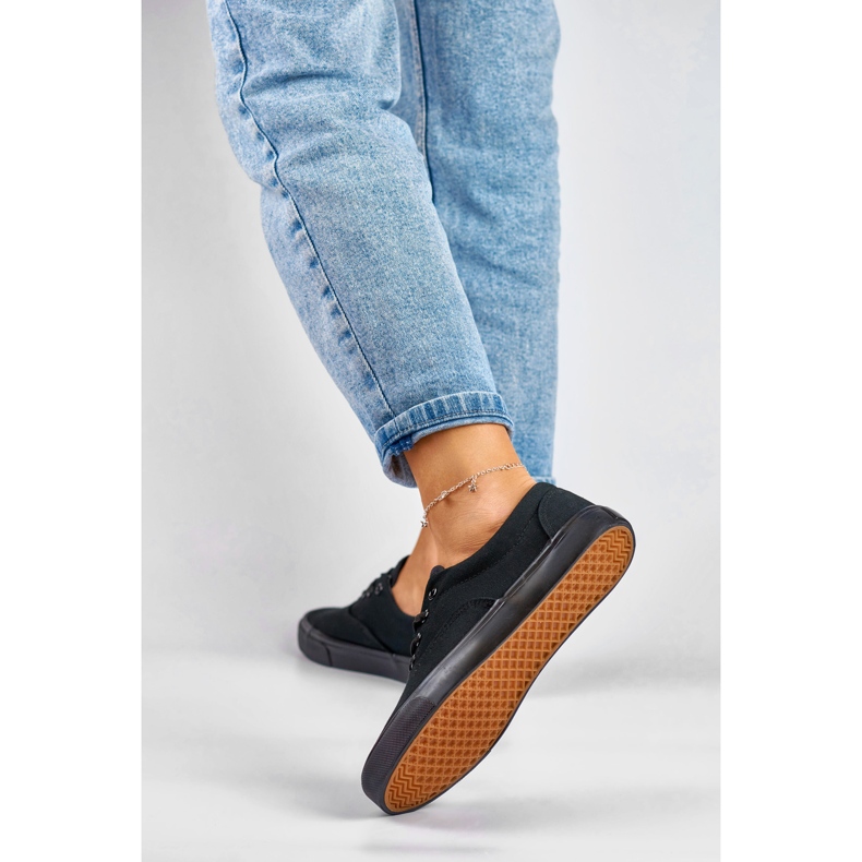Klassiske damesneakers med sort sål 2
