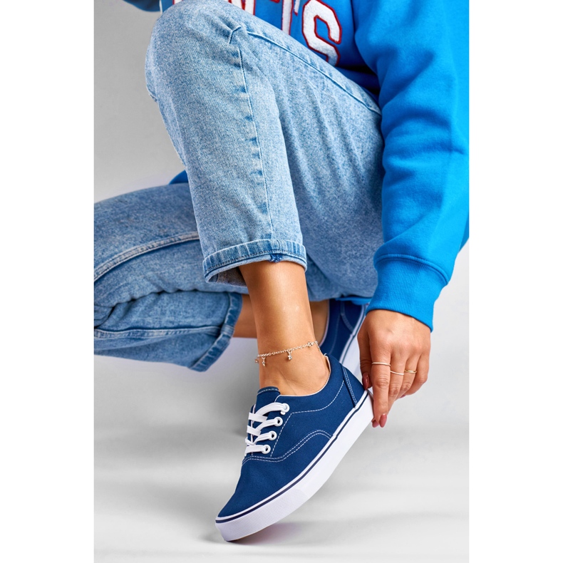 Klassiske marineblå sneakers til kvinder 1