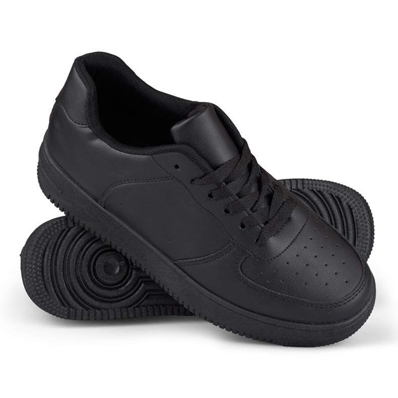Klassiske sorte sportssneakers med sort sål 1