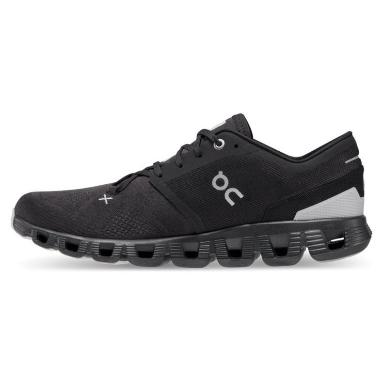 On Running Sko på Running Cloud X 3 M 6098705 sort 2