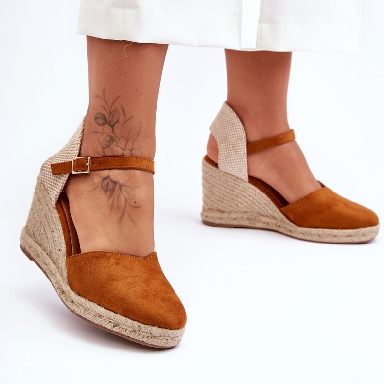 Suede Wedge Sandaler Brun Selfoss 1