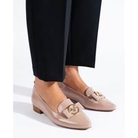 Vinceza Elegante lakerede lavhælede loafers fra Vnceza beige 1