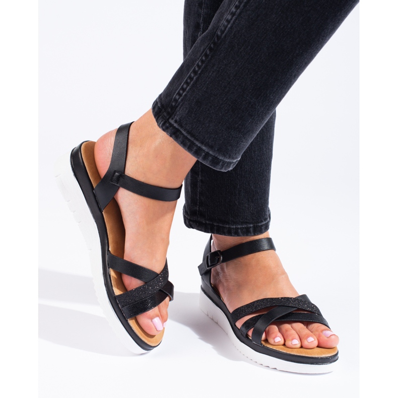 Shelovet sorte platformssandaler 1