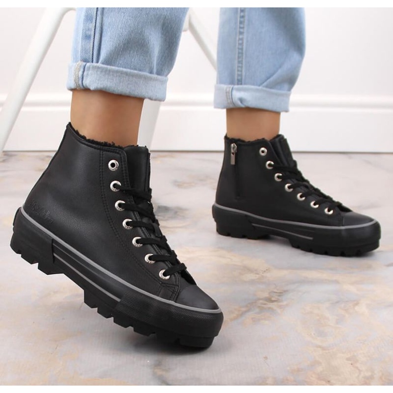 Sneakers isoleret på platformen Big Star W INT1903C sort 2