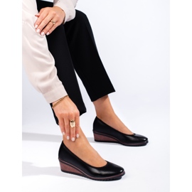 Sorte elegante wedge pumps fra Potocki 1
