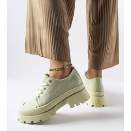 Grønne sko med en massiv Pointe-sål 1