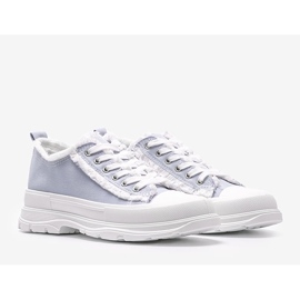 Blå sneakers med en tyk Makenna sål 1