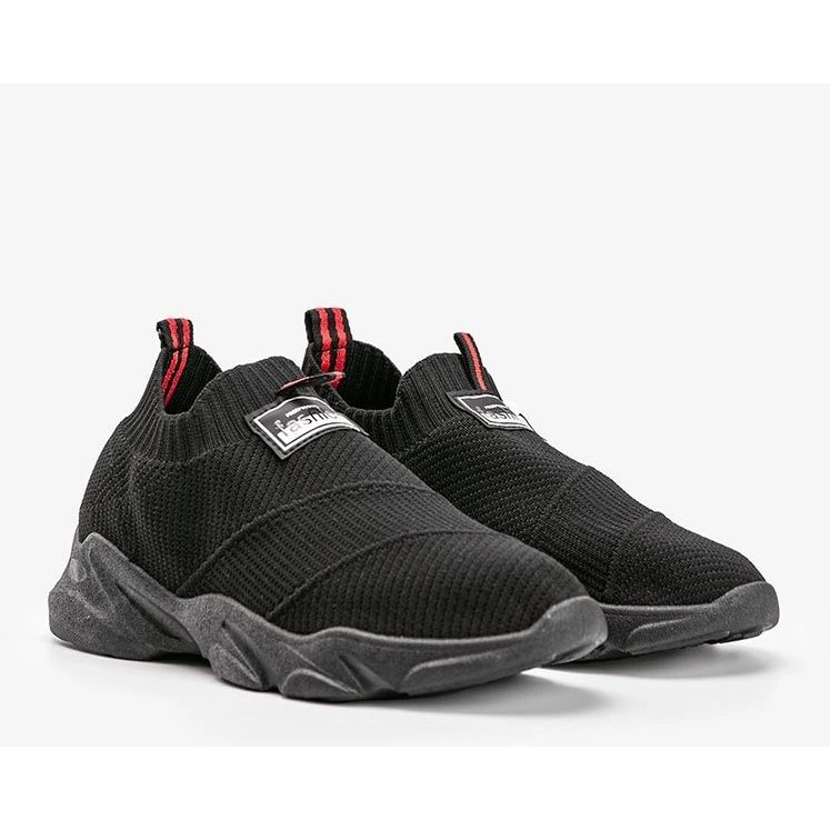Justice sorte sneakers 1