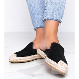 Sorte flip-flops med lukket Kinshasa foran 1