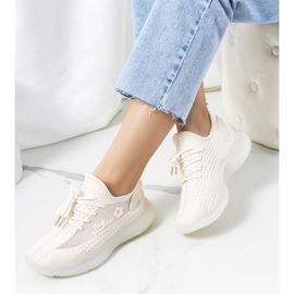 Beige sportssneakers til kvinder Molema 1