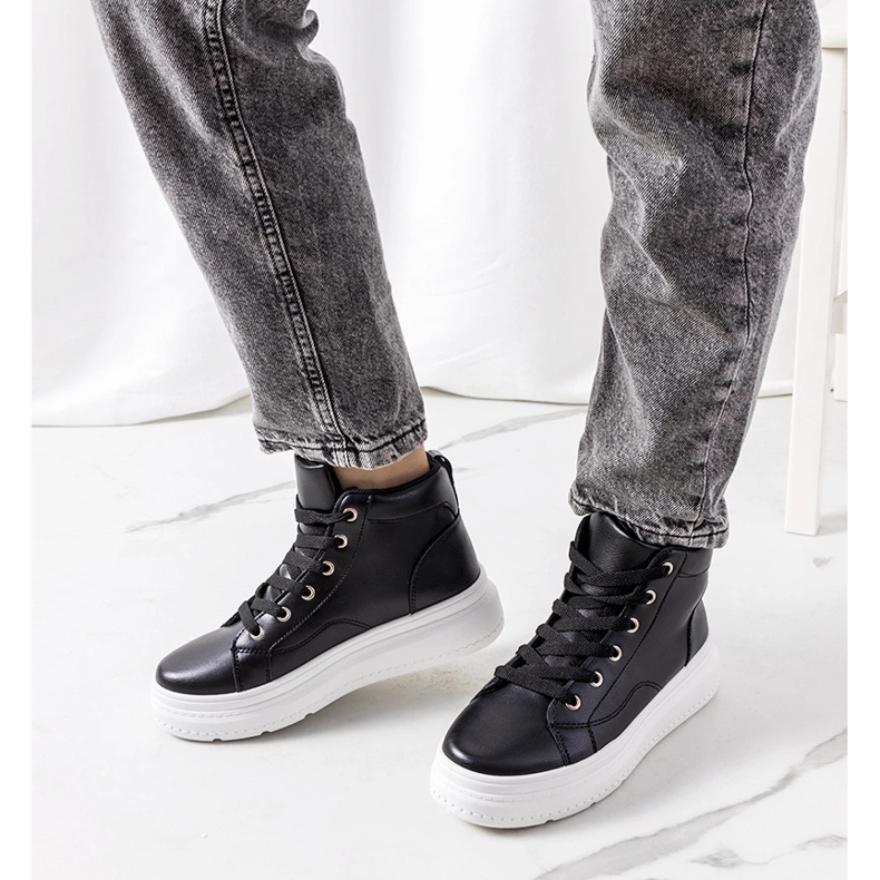 Sorte sneakers fra Nandew 1