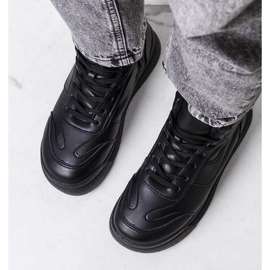 Sorte isolerede sneakers fra Korti 1