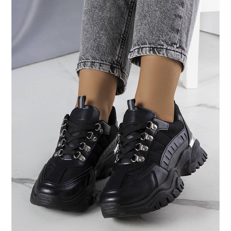 Mindy sorte sneakers 1