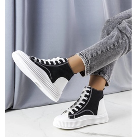 Sorte platformssneakers fra Terri 1