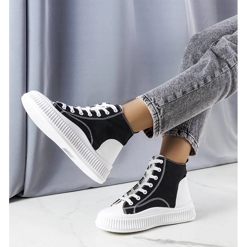 Sorte platformssneakers fra Terri 1