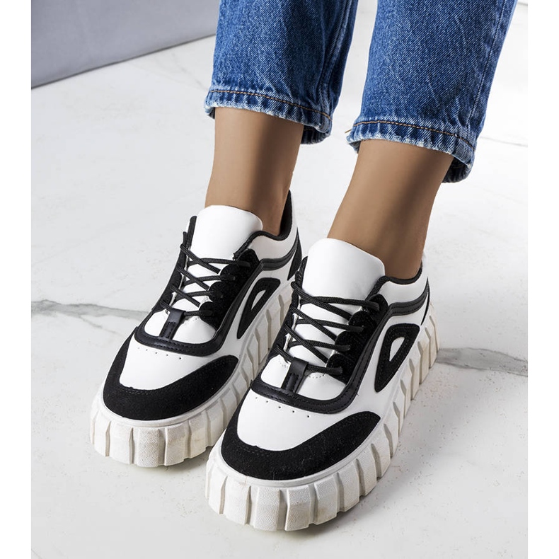 Sorte platform sneakers fra Robyn 1