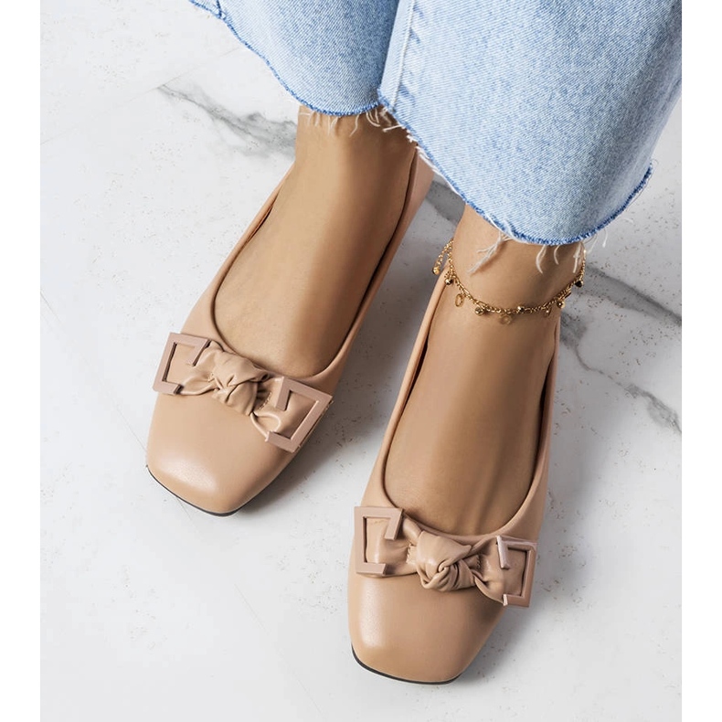 Beige ballerinaer med sløjfe fra Tabitha 1