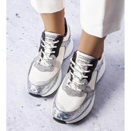 Sølv sneakers med metalliske indlæg fra Béri 2