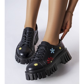 Sorte brogues dekoreret med Gemini blomster 1