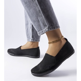 Sorte slip-on sneakers fra Mazuret 1