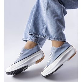Blå platform sneakers fra McKeylor 1