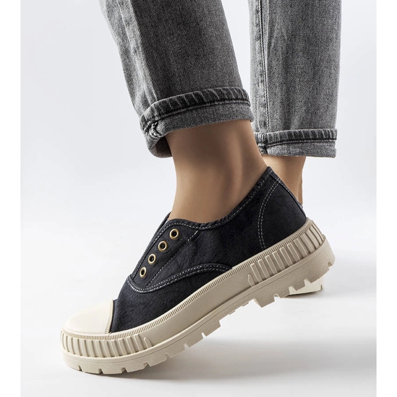 Sorte sneakers fra Walton 1