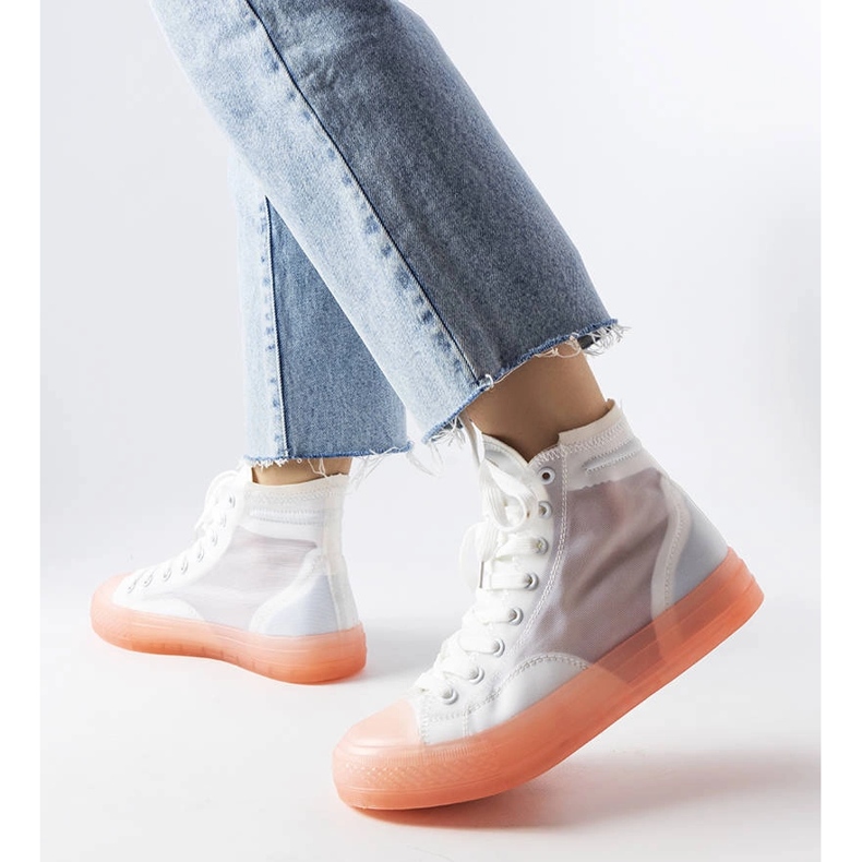 Hvide og lyserøde high-top sneakers fra Nanterre 1