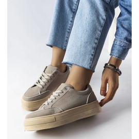 Grå platform sneakers fra Amathymes 1