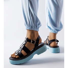 Sorte sandaler på blå platform fra Lola 2