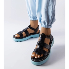 Sorte sandaler på blå platform fra Lola 1