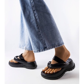 Inna Sorte chunky flip-flops fra Lupi 2