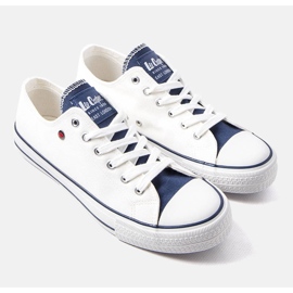 Hvide sneakers fra Lee Cooper LCW-22-31-0931M 1