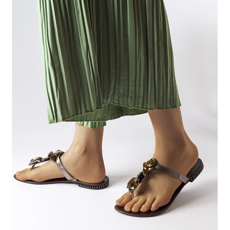 Zarattini brune elegante flip flops 1