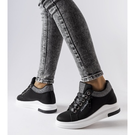 Inna Sorte wedge sneakers fra Birmingham 1