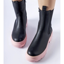 Sorte Georgette ankelstøvler med pink sål 1