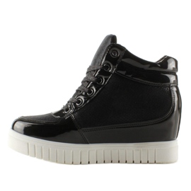 Chanelki NB83P Sorte sneakers 1